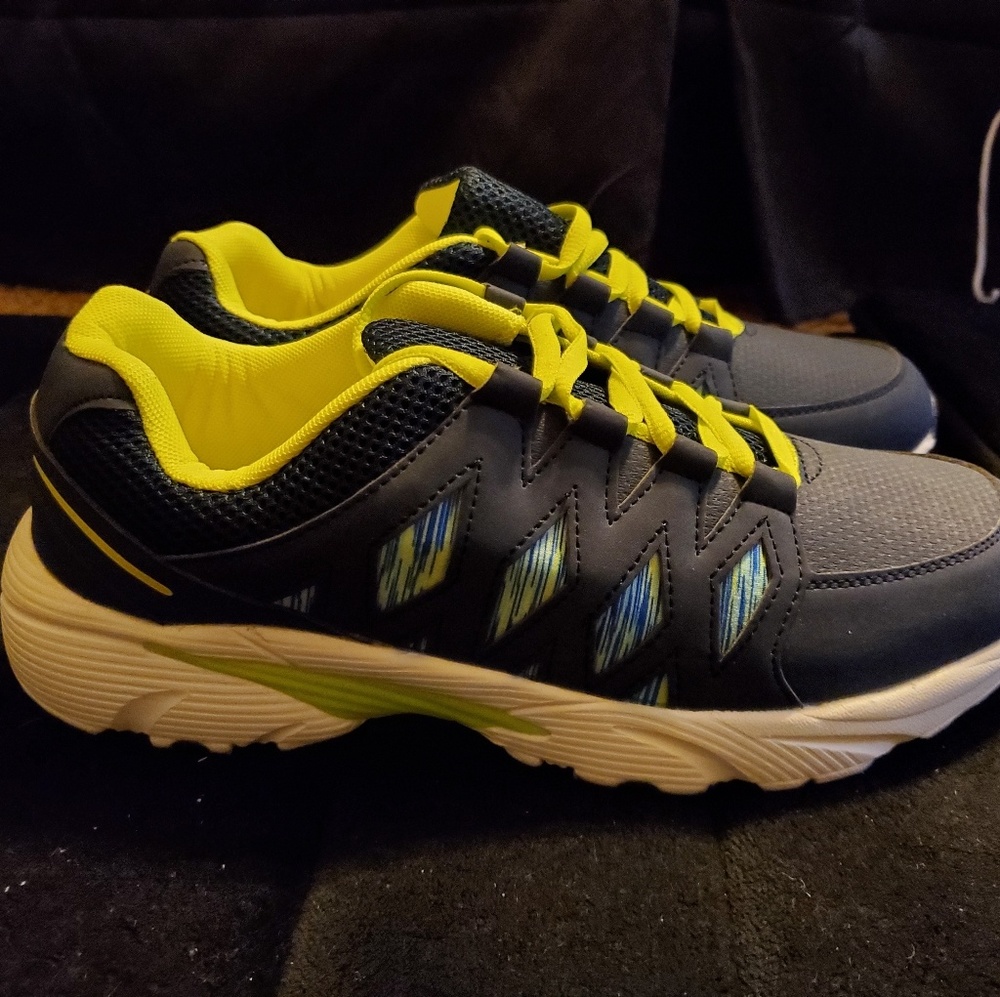 Women's Shoes